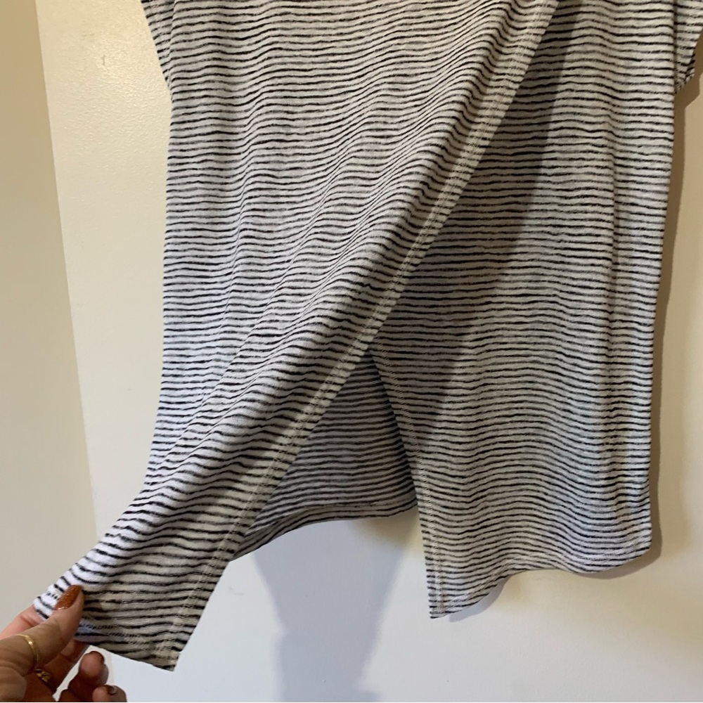 Athleta Breezy Split Back Crossover Striped Athle… - image 6